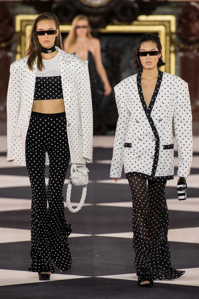 Look 84